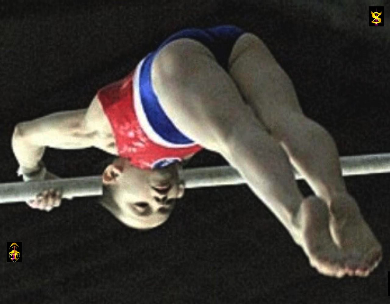 Press Your Tongue Up Darya Elizarova's Fat Bouncing Butt!" 