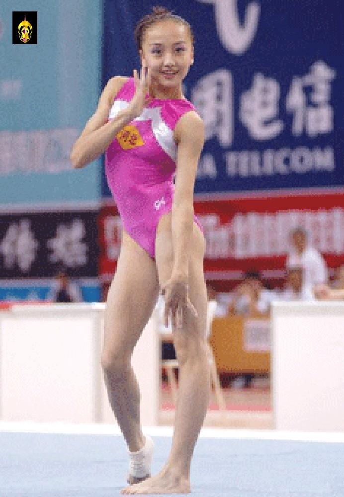 Zhang Nan! "Make Me Squirt Out My Piss!" 