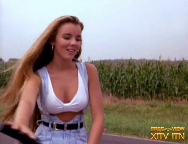 XITV FREE <> VIEW "Children of The Corn!" Starring Christie Clark!