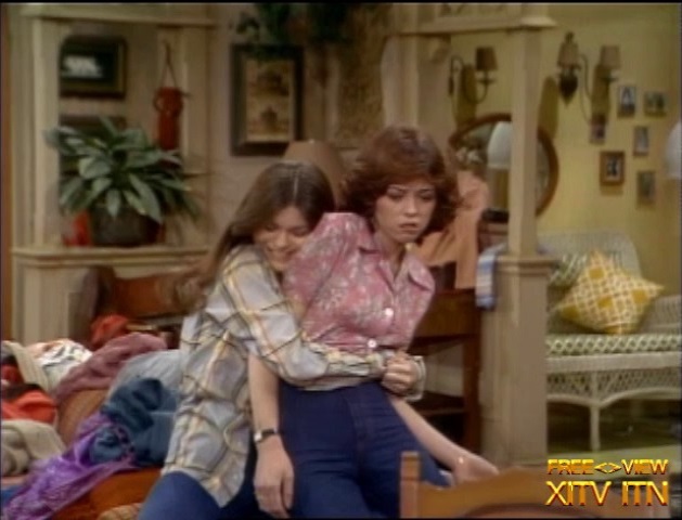 XITV FREE <> VIEW� ONE DAY AT A TIME Starring Mackenzie Phillips, Valerie Bertinelli, and Bonnie Franklin!