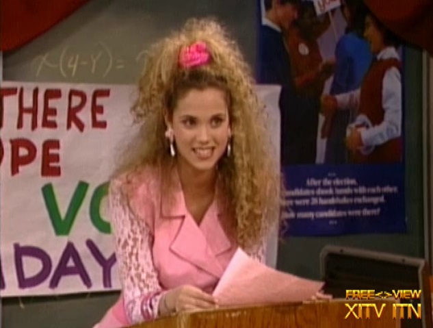 XITV FREE <> VIEW� Saved By The Bell! Starring Elizabeth Berkley, Tiffani Amber Thiessen, and Lark Voorhies!