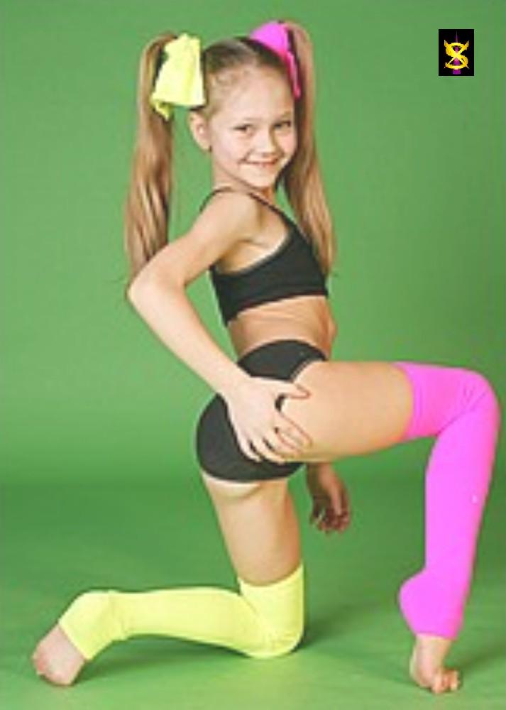 SXS Sorority Oui Fashion Pre - Teen!  Creative Looks and Party Ideas!  