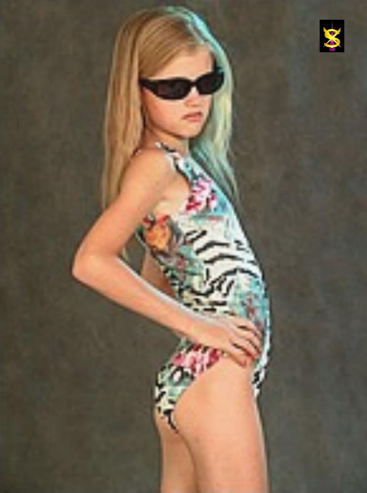 SXS Sorority Oui Fashion Pre - Teen!  Creative Looks and Party Ideas!  