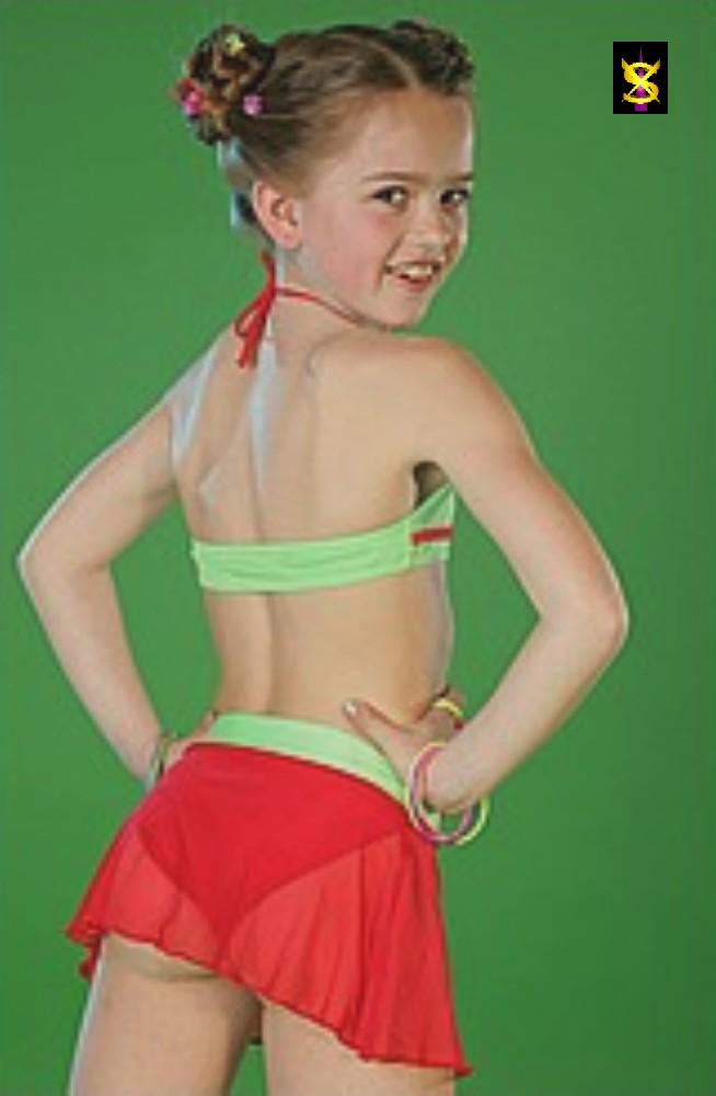 SXS Sorority Oui Fashion Pre - Teen!  Creative Looks and Party Ideas!  